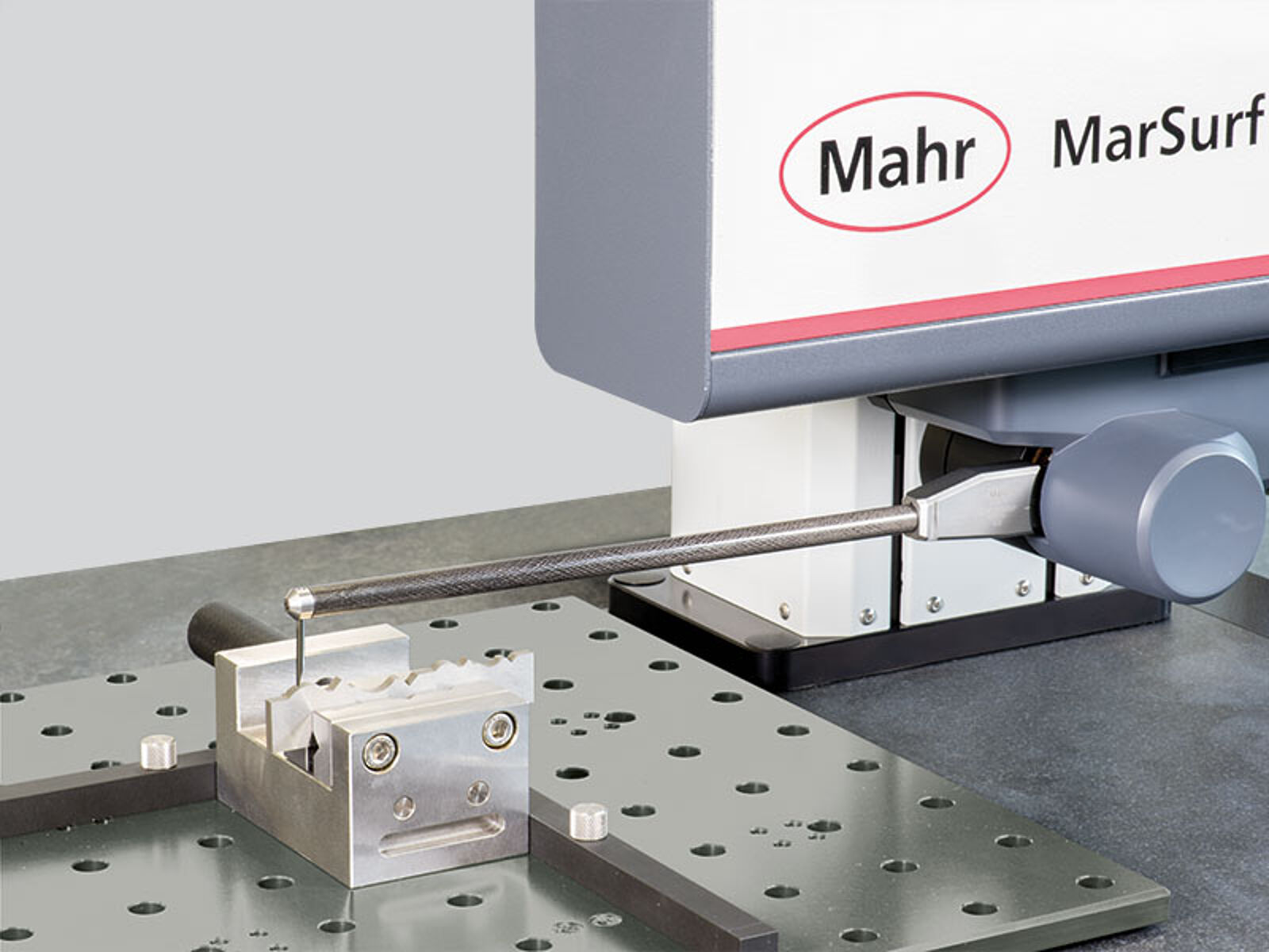 World's first DAkkS/DKD accreditation for tactile contour measuring